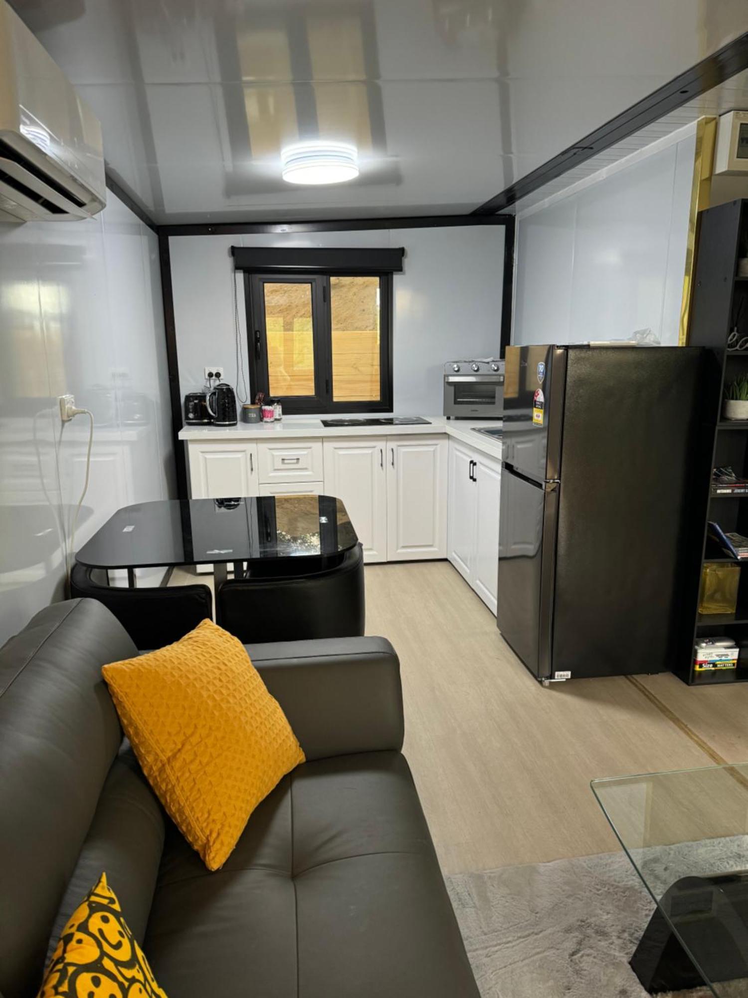 Tiny Container House Daire Westmere Dış mekan fotoğraf